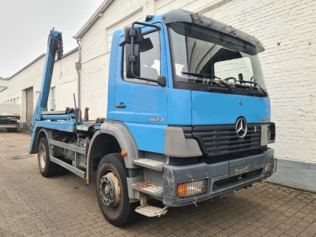 DAIMLER-BENZ Atego