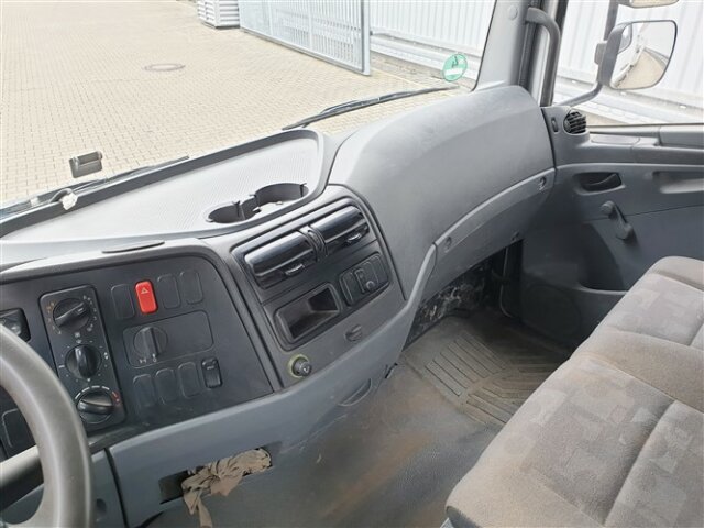 DAIMLER-BENZ Atego