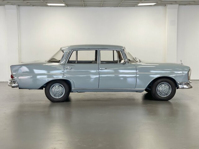 MERCEDES-BENZ 220