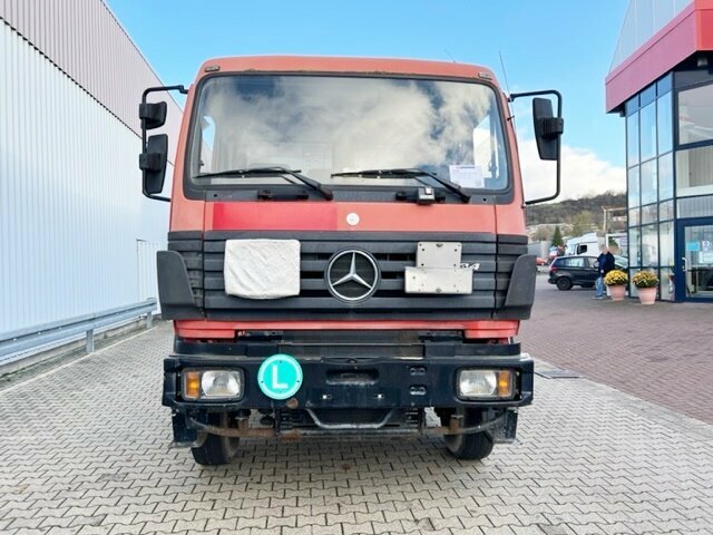 Mercedes-Benz -