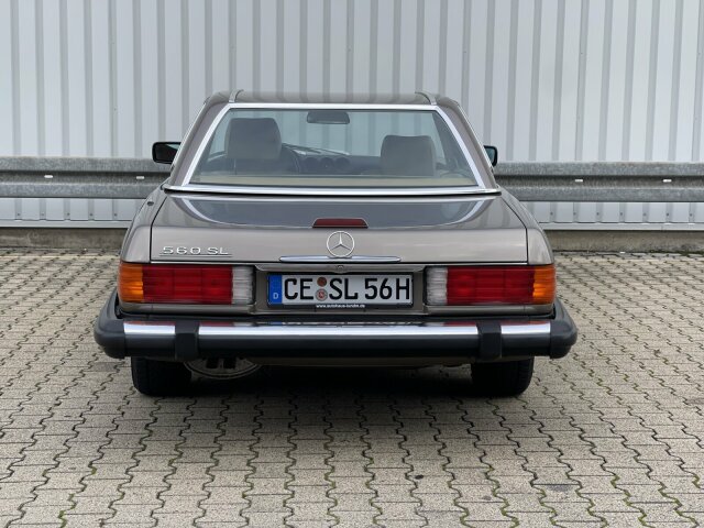 MERCEDES-BENZ 560