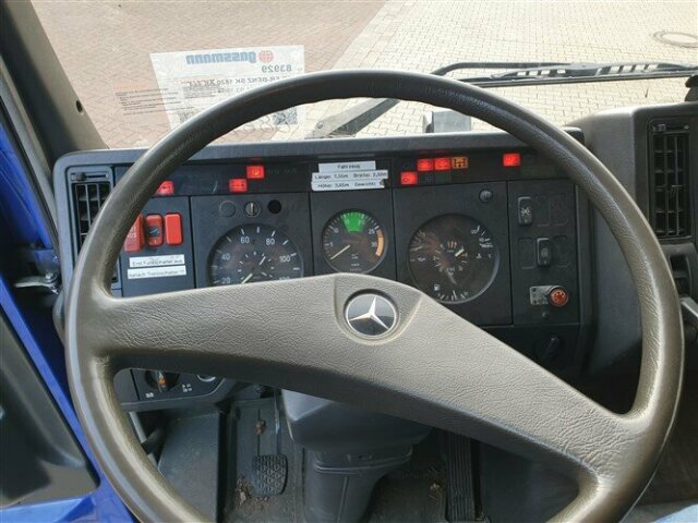 DAIMLER-BENZ -