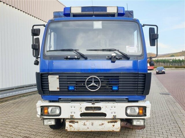 DAIMLER-BENZ -
