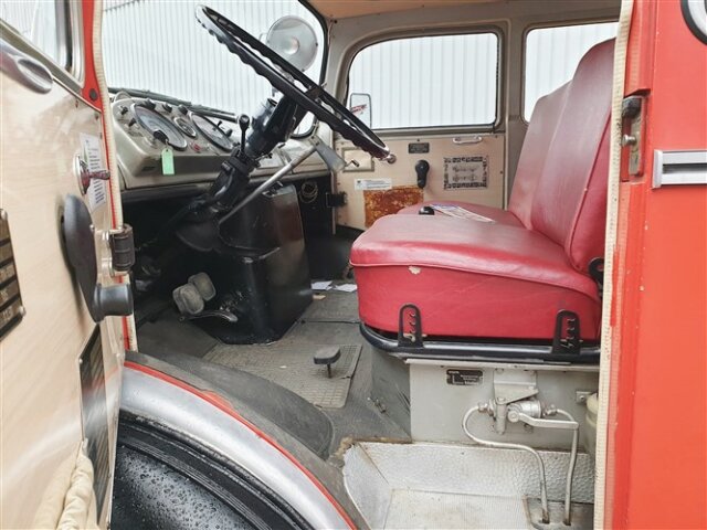 DAIMLER-BENZ -