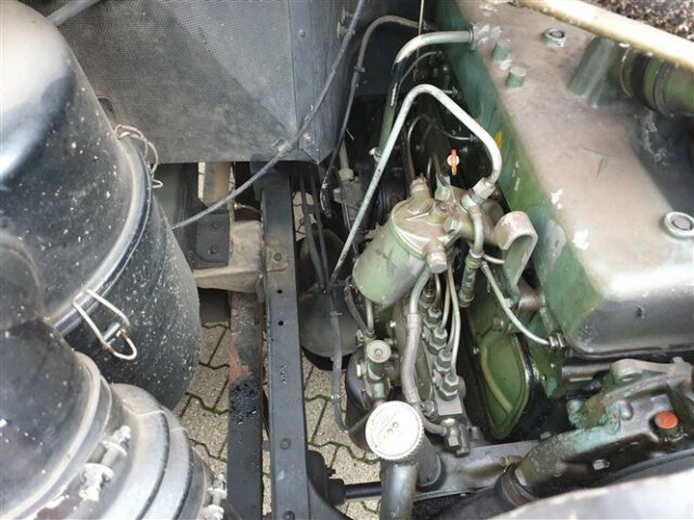 DAIMLER-BENZ -