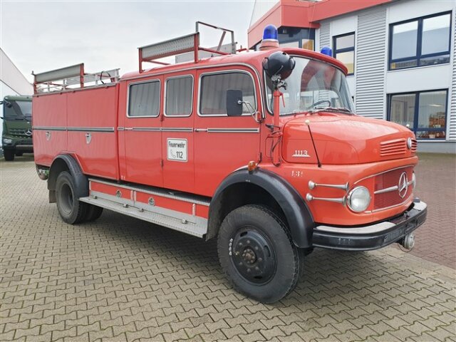 DAIMLER-BENZ -