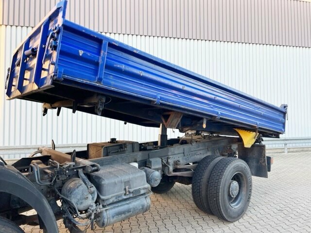 DAIMLER-BENZ -