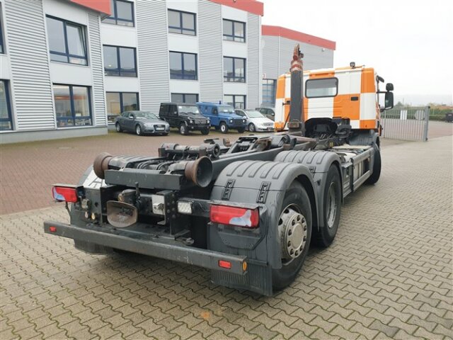 SCANIA (S) P