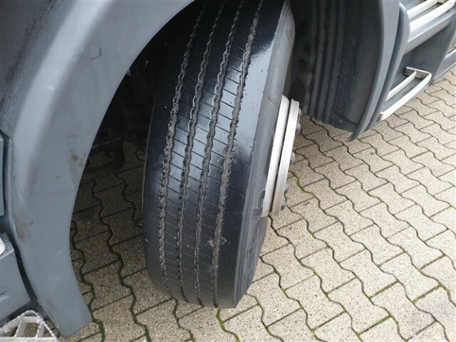 SCANIA (S) P