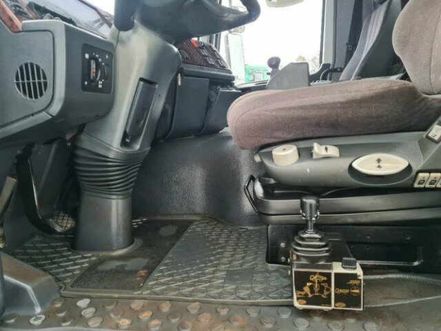 DAIMLER-BENZ Actros