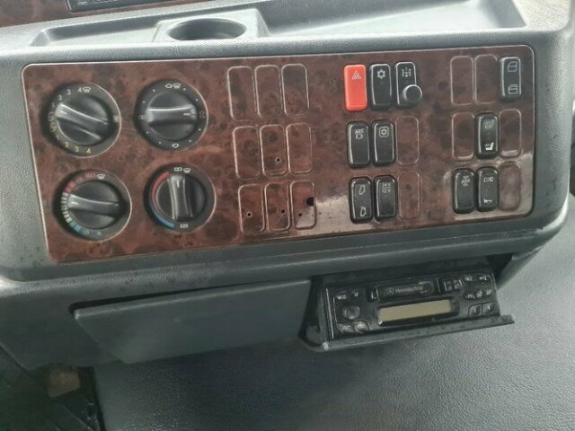 DAIMLER-BENZ Actros