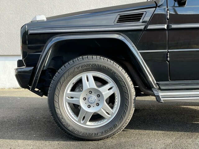 MERCEDES-BENZ G 400