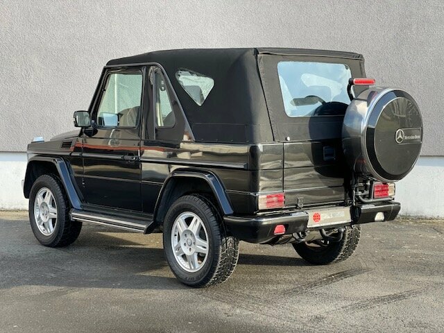 MERCEDES-BENZ G 400