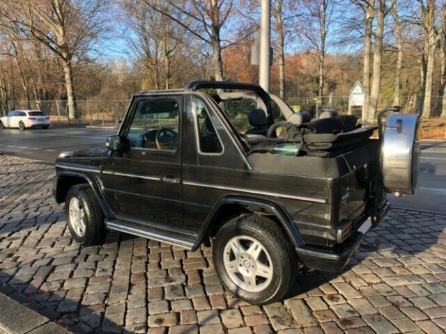 MERCEDES-BENZ G 400
