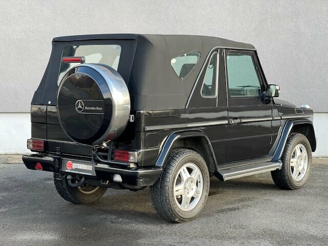 MERCEDES-BENZ G 400