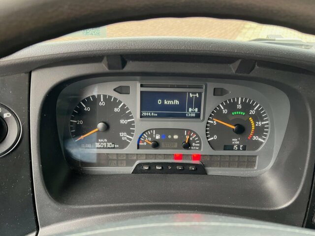 DAIMLER-BENZ Atego