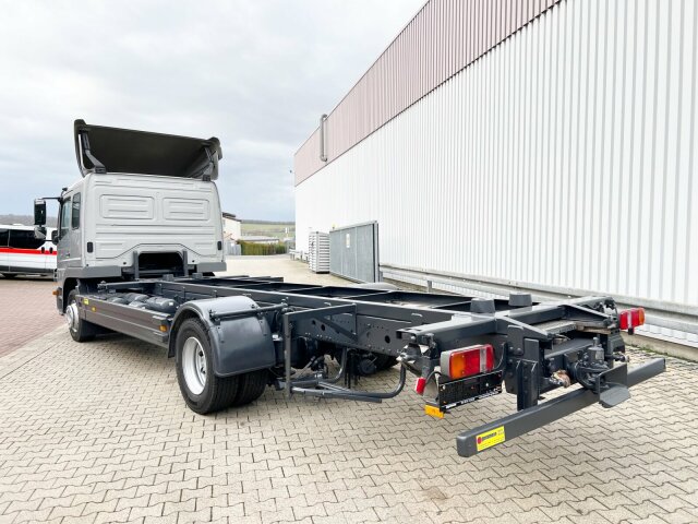 DAIMLER-BENZ Atego