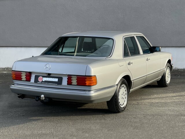 MERCEDES-BENZ 300