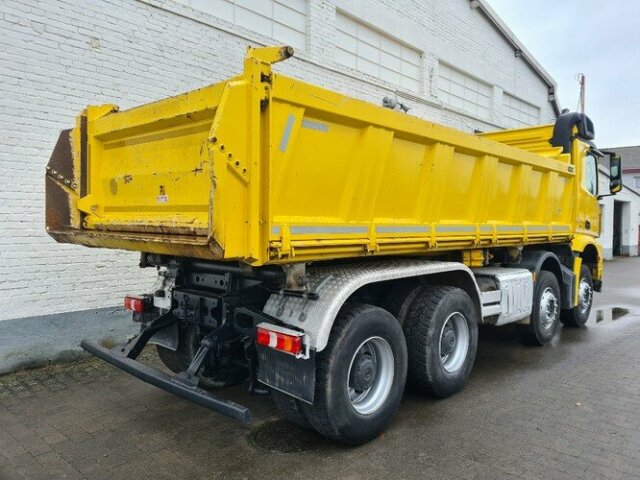 DAIMLER-BENZ Arocs