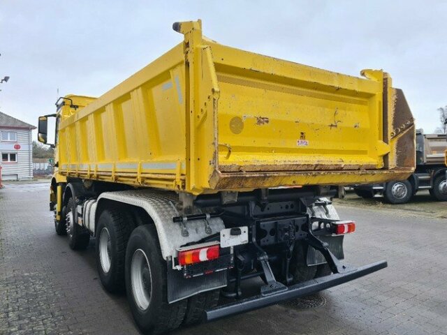 DAIMLER-BENZ Arocs