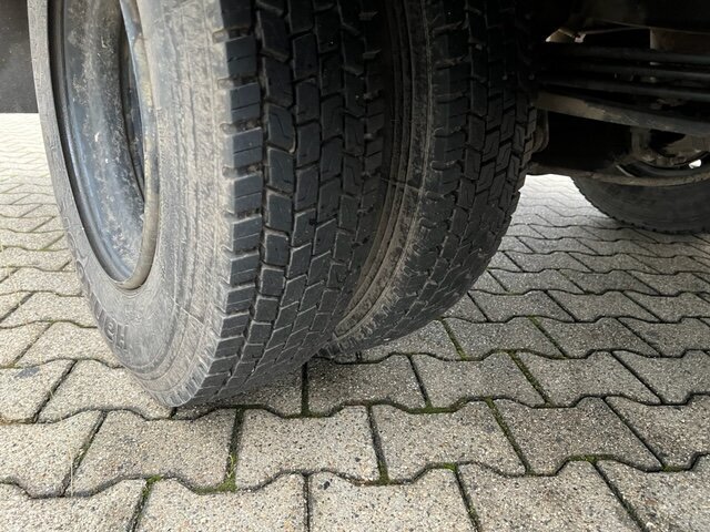 Mercedes-Benz -