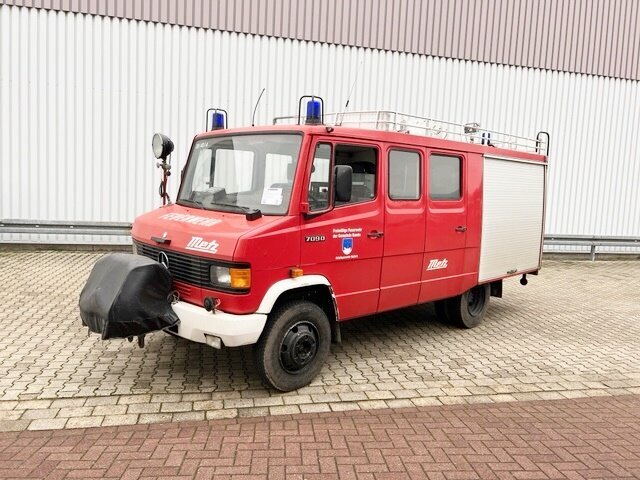 Mercedes-Benz -