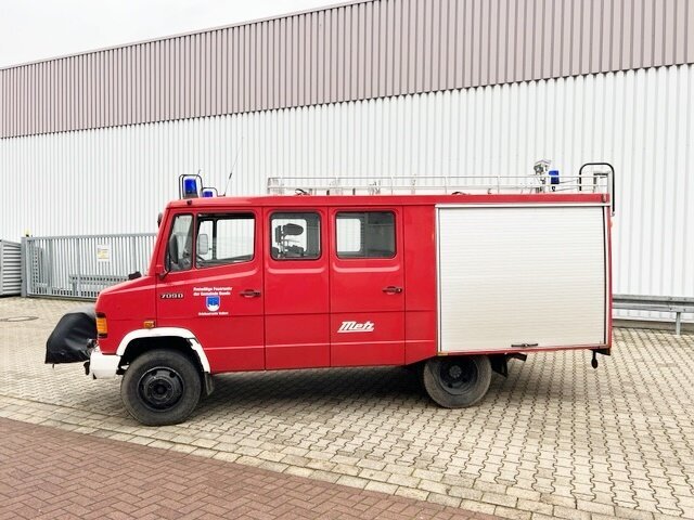 Mercedes-Benz -