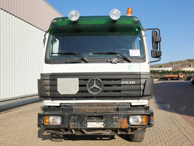 Mercedes-Benz -