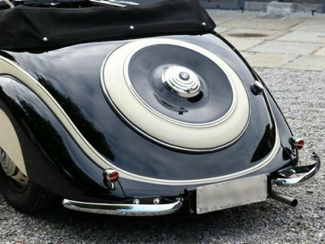 BMW 327