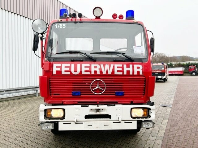 DAIMLER-BENZ -