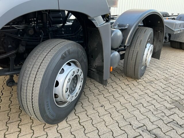 DAIMLER-BENZ Arocs