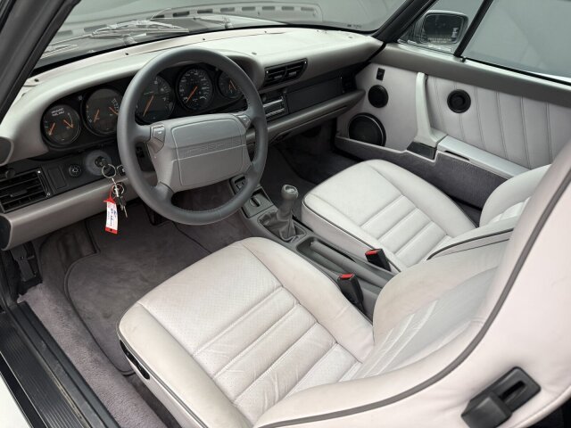Porsche 964