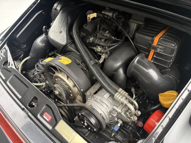 Porsche 964