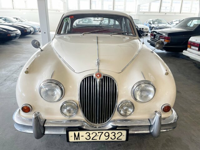 Jaguar MKII