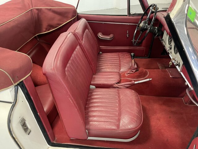 Jaguar XK