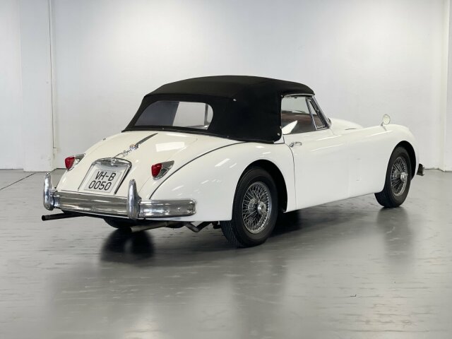 Jaguar XK