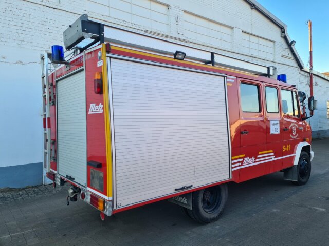 Mercedes-Benz -