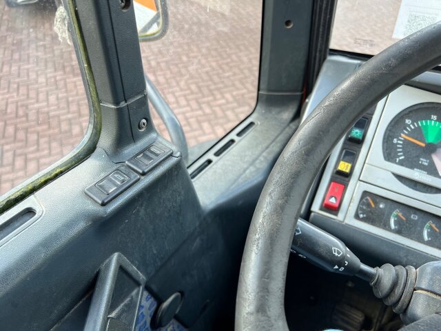 MAN M2000