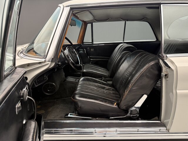 Mercedes-Benz 280