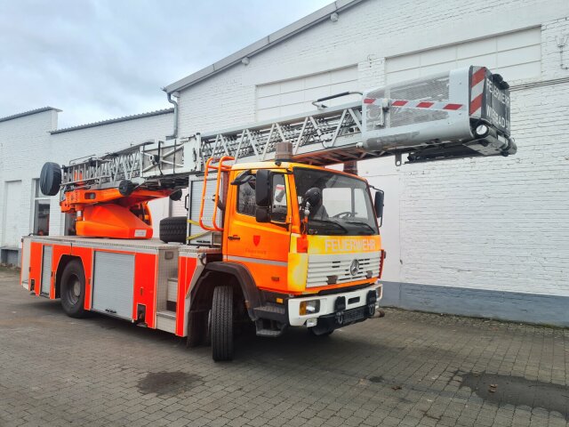 Mercedes-Benz1524/4x2 DL 23-12 Drehleiter Feuerwehr