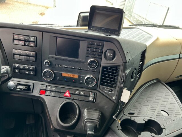 Mercedes-Benz Arocs