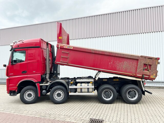 Mercedes-Benz Arocs