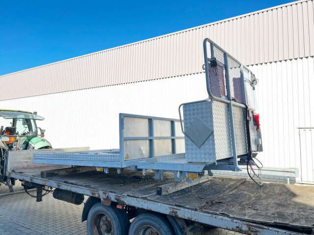 -BMI Pritschenaufbau mit Staukästen