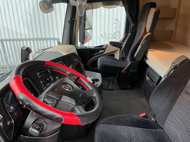 Mercedes-Benz Actros