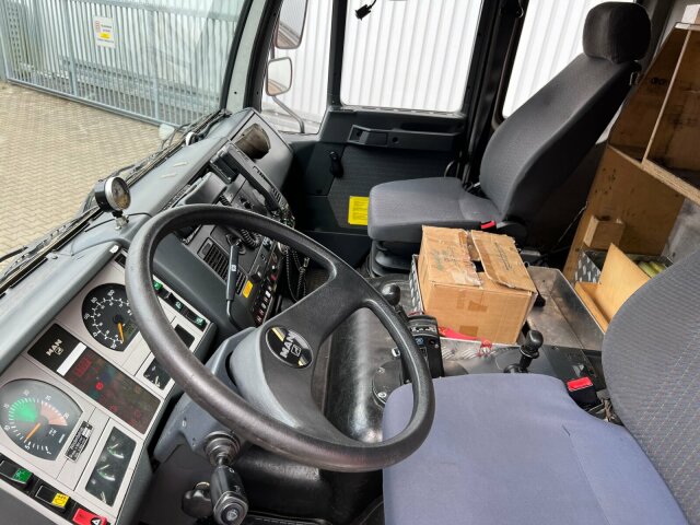 MAN M2000