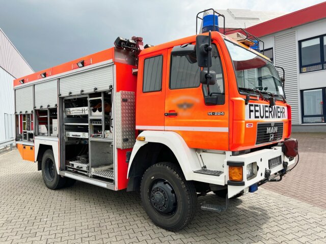MAN M2000