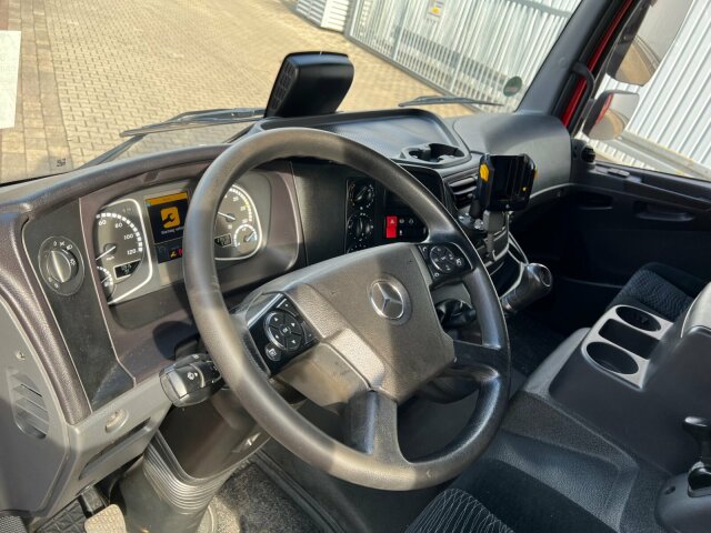 DAIMLER-BENZ Atego