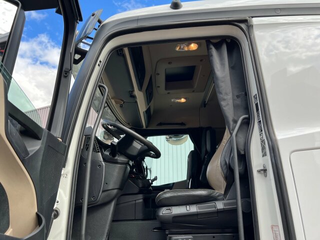 Mercedes-Benz Actros