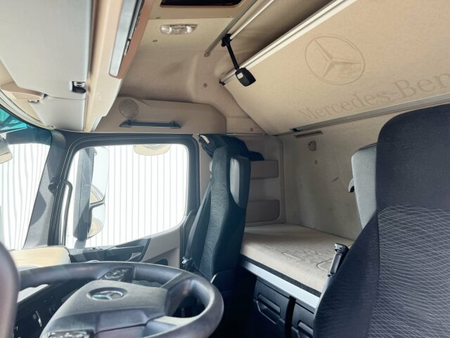 Mercedes-Benz Actros