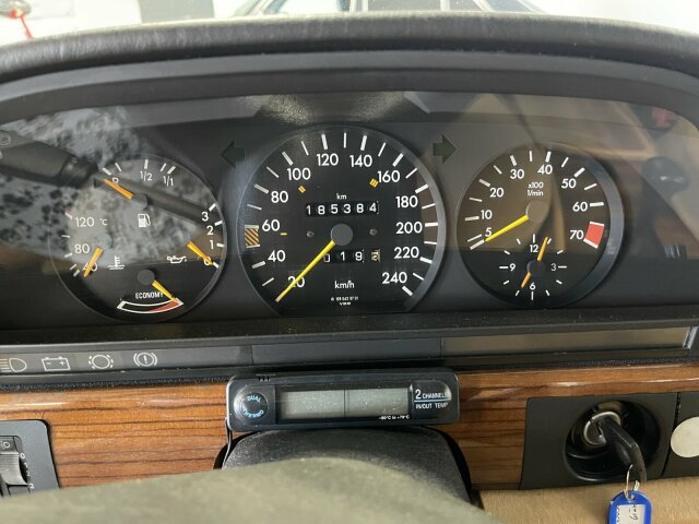 Mercedes-Benz 280